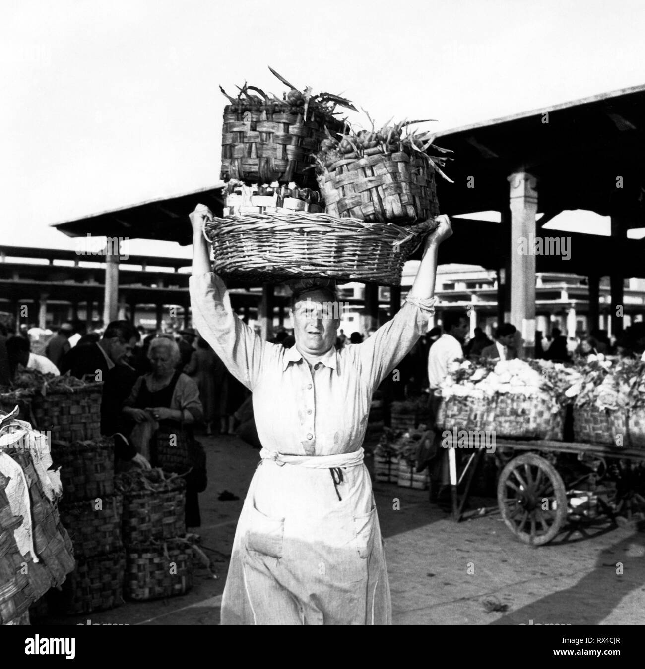 Mercato di frutta e verdura, 1960 Foto Stock