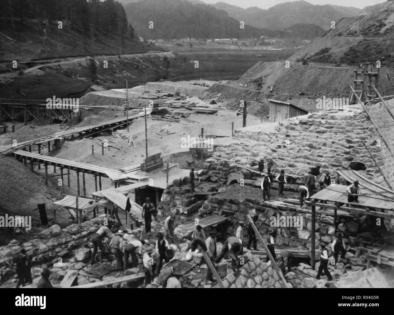 L'Europa, Italia, Calabria, Trepidò diga costruzione, 1920 Foto Stock