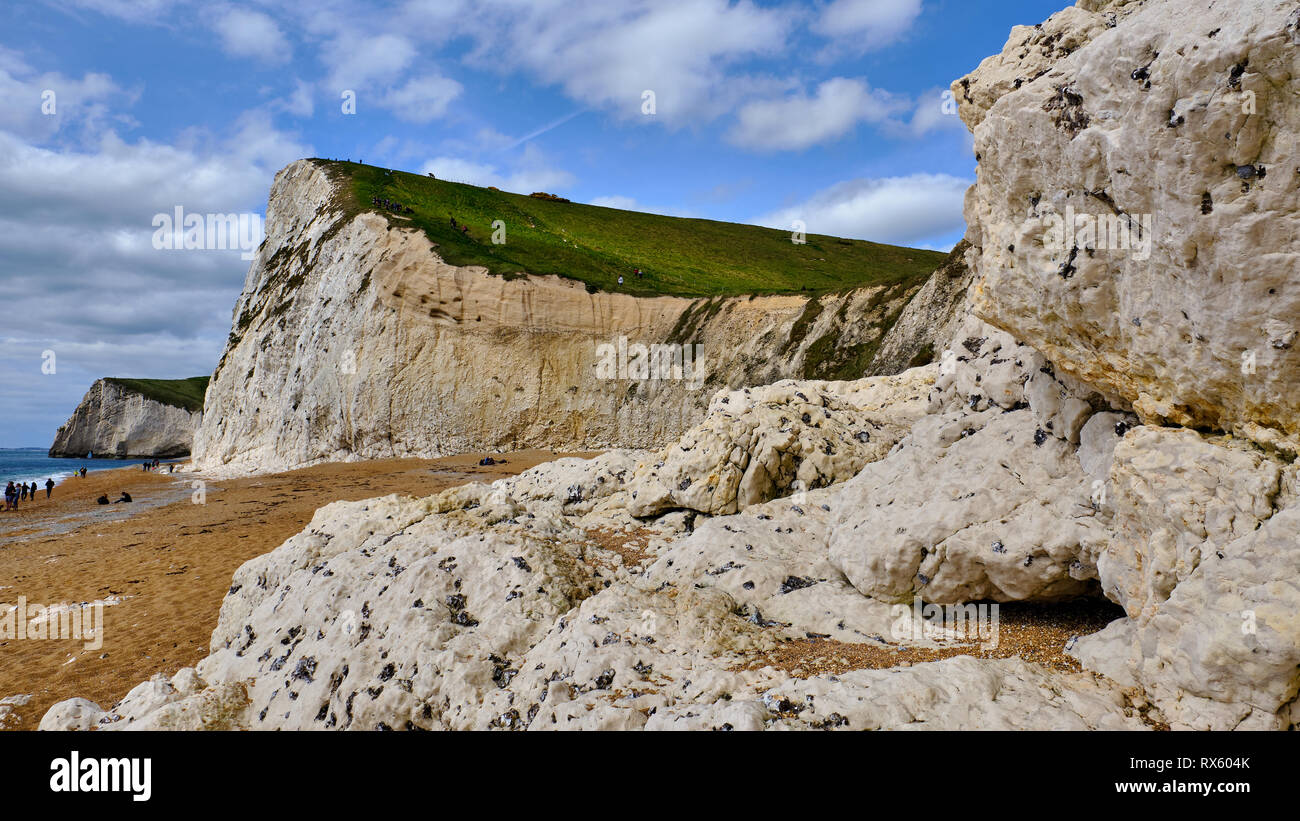 Nella foto è una passeggiata a Durdles porta sulla costa sud ovest percorso, Dorset. Foto Stock