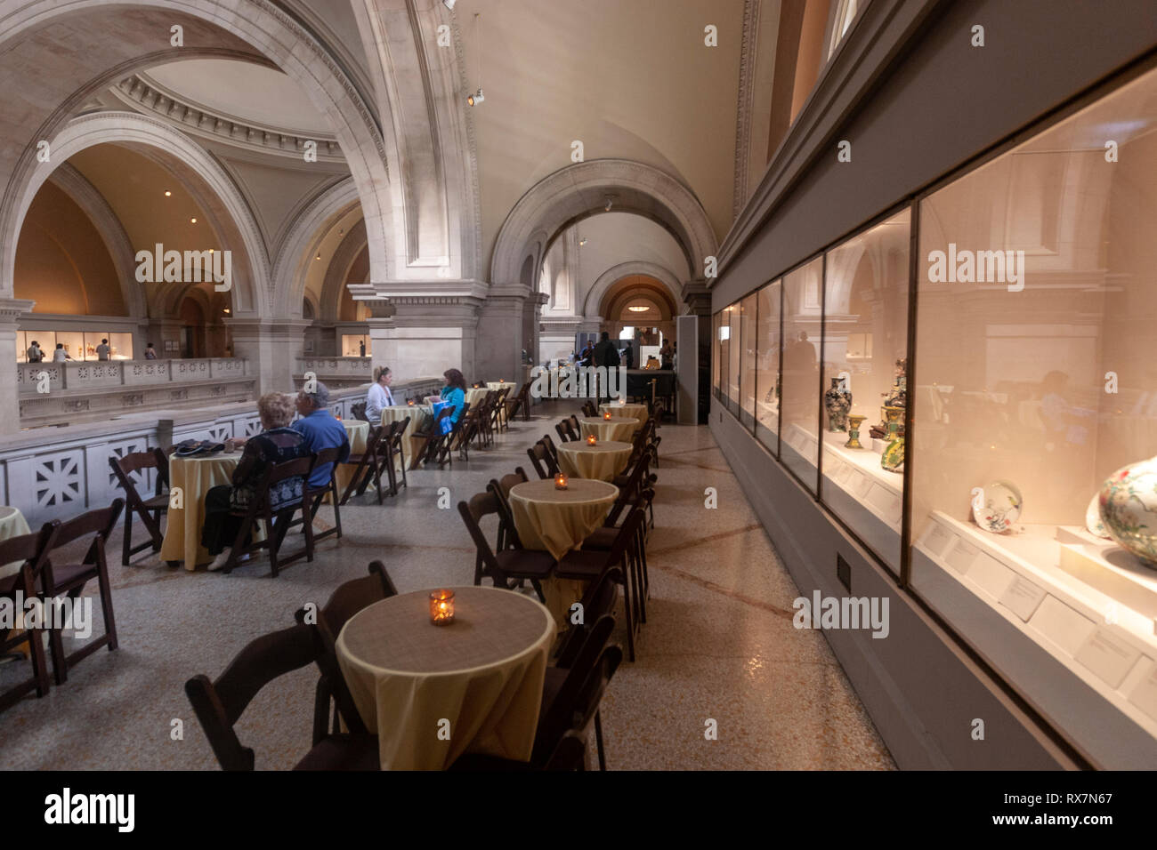 Caffè bar nel Metropolitan Museum of Art di Manhattan, New York STATI UNITI D'AMERICA Foto Stock