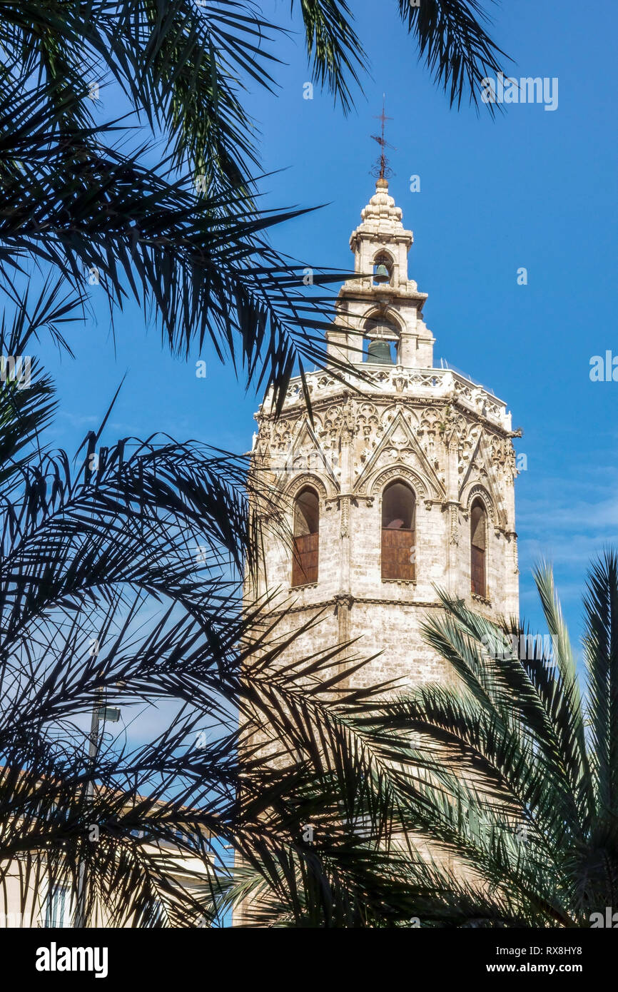 Palma di Valencia, torre medievale di Valencia El Micalet nella Cattedrale di Valencia architettura gotica città vecchia Valencia Spagna Foto Stock