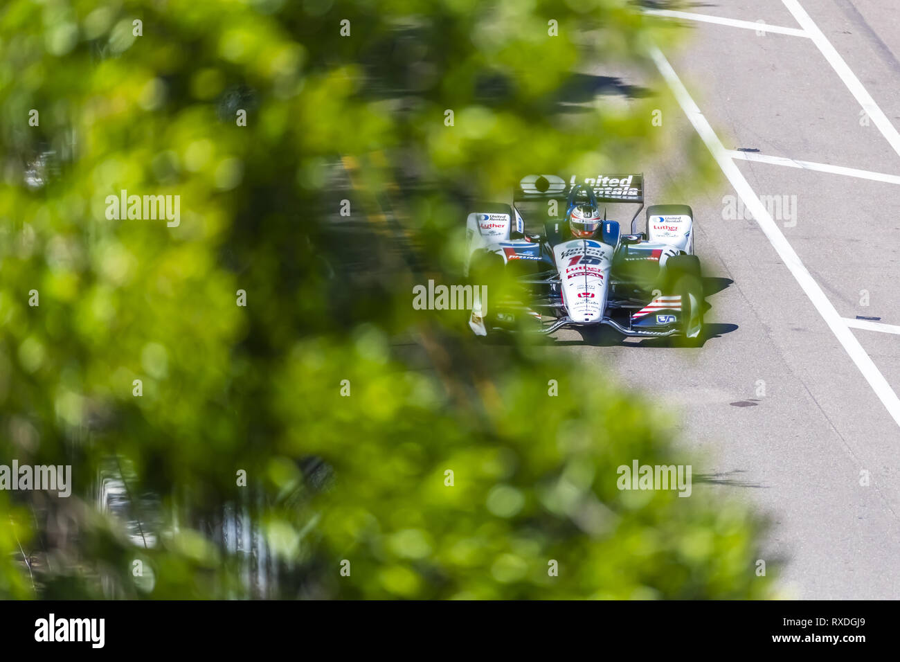San Pietroburgo, Florida, Stati Uniti d'America. 8 Mar, 2019. GRAHAM RAHAL (15) degli Stati Uniti passa attraverso le spire durante la pratica per la Firestone Grand Prix di San Pietroburgo a Waterfront temporanea Street corso a San Pietroburgo, in Florida. (Credito Immagine: © Walter G Arce Sr Asp Inc/ASP) Foto Stock