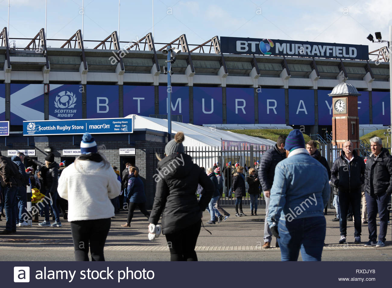 Edimburgo, Scozia, Regno Unito. . Il 9 marzo 2019. Scozia v Galles Sei Nazioni di Rugby internazionale match pre costruire al di fuori di Murrayfield Stadium. Credito: Craig Brown/Alamy Live News Foto Stock