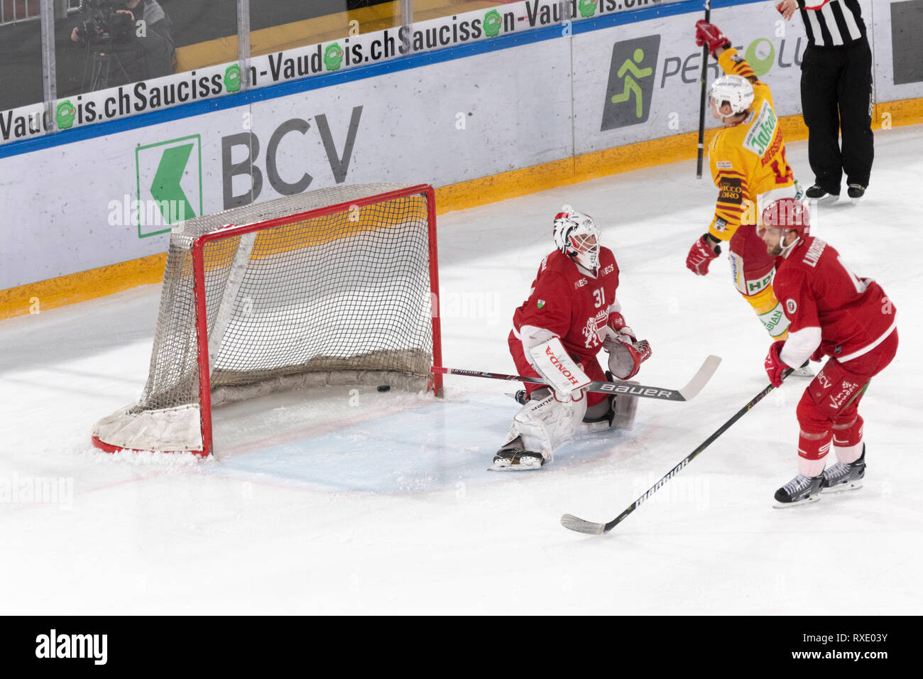 Losanna, Svizzera. 9 marzo, 2019. LNA svizzera di hockey su ghiaccio HC LOSANNA VS SCL Tigers- Lausanne Hc Vs HC SCL Tigers a Vaudoise Arena, Losanna (Play-off Quarti di Finale atto I), 09-03-2019. Credito: Eric Dubost/Alamy Live News Foto Stock