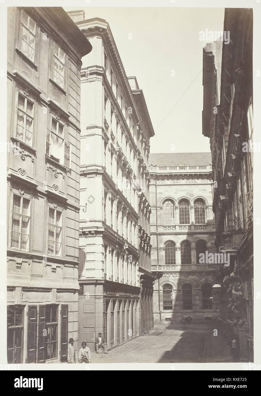 Wallnerstra?e n. 17, Zinshaus des Herrn A. J. H. Rogge. Artista sconosciuto; austriaco del XIX secolo. Data: 1860-1869. Dimensioni: 33,9 x 23,6 cm (l'immagine/carta); 61,2 × 42,7 cm (album). Albume stampa. Origine: Austria. Museo: Chicago Art Institute. Autore: anonimo. Foto Stock