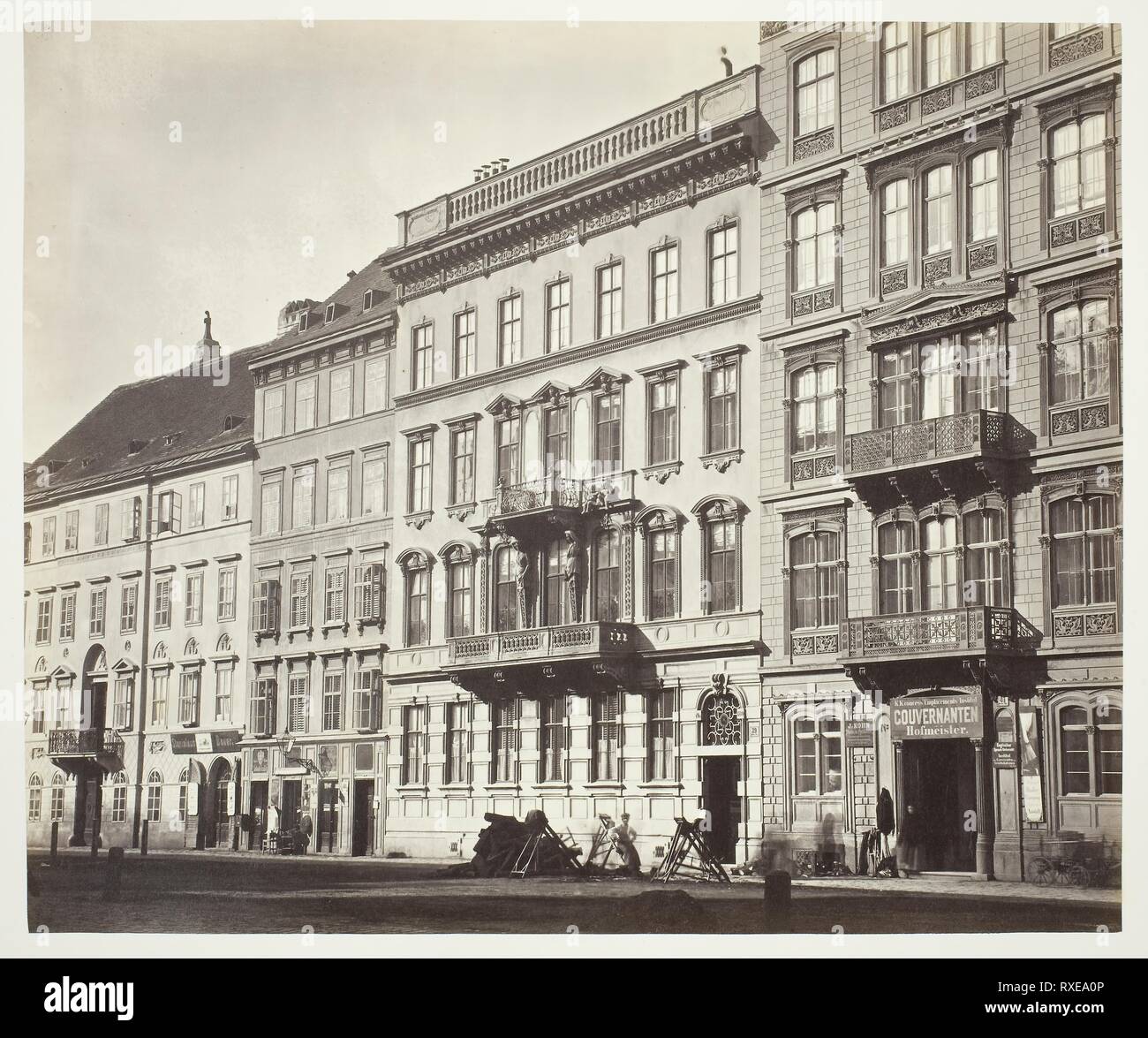 Jägerzeile n. 39, Wohnhaus des Herrn Stef. Mayerhofer. Artista sconosciuto; austriaco del XIX secolo. Data: 1860-1869. Dimensioni: 27,4 × 33 cm (immagine/carta); 42,6 × 61,2 cm (album). Albume stampa. Origine: Austria. Museo: Chicago Art Institute. Autore: anonimo. Foto Stock