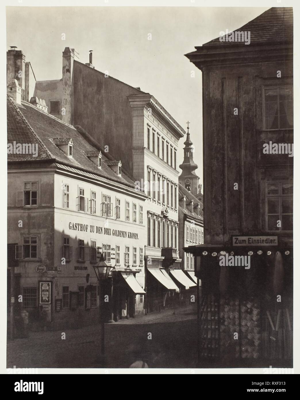 Wieden, Hauptstra?e n. 37, Wohnhaus des Herrn F. Tomas. Artista sconosciuto; austriaco del XIX secolo. Data: 1860-1869. Dimensioni: 32,4 x 25,8 cm (l'immagine/carta); 61,2 × 42,7 cm (album). Albume stampa. Origine: Austria. Museo: Chicago Art Institute. Autore: anonimo. Foto Stock