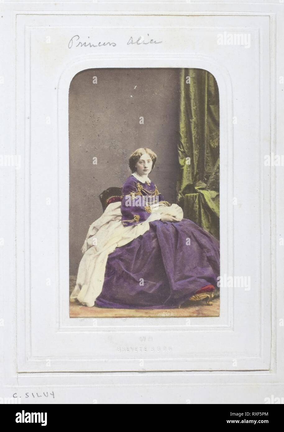 La principessa Alia. Camille-Léon-Louis Silvy; francese, 1834-1910. Data: 1860-1869. Dimensioni: 8,7 x 5,6 cm (l'immagine/carta); 9,7 x 6,3 cm (mount). Albume stampa con colorazione a mano. Provenienza: Francia. Museo: Chicago Art Institute. Foto Stock
