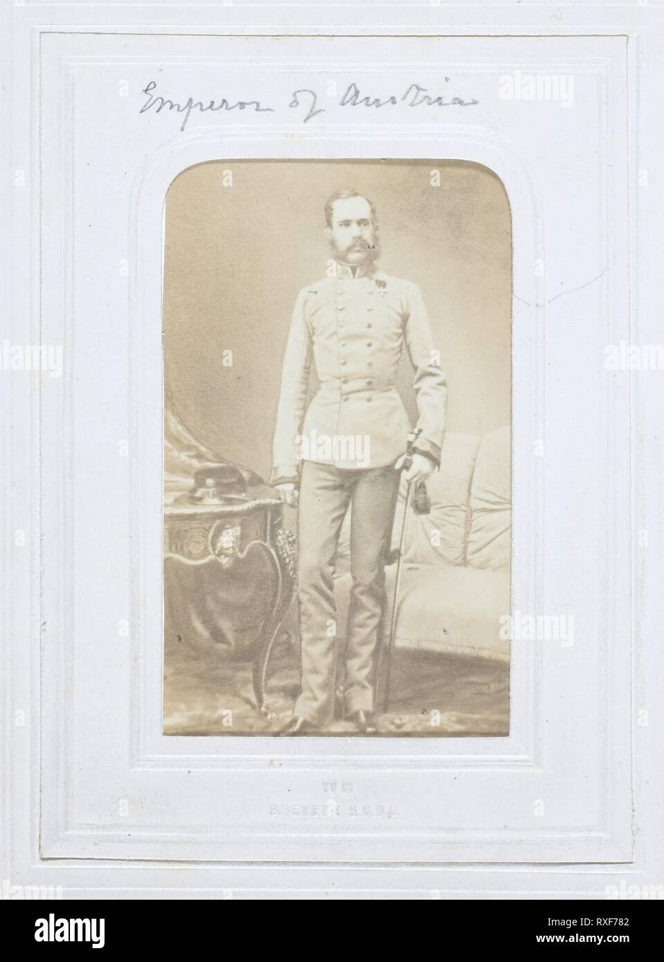 L'imperatore d'Austria. Artista sconosciuto; europea attiva 1860s. Data: 1860-1869. Dimensioni: 8,8 x 5,5 cm (l'immagine/carta); 10 x 6,3 cm (mount). Albume stampa. Origine: . Museo: Chicago Art Institute. Foto Stock