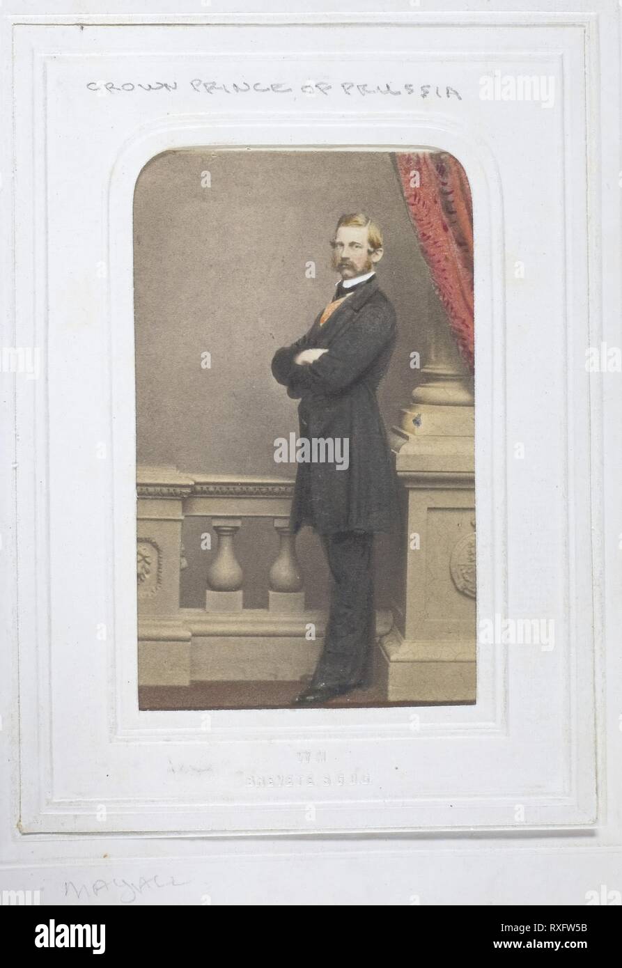 Il principe ereditario di Prussia. John Jabets Edwin Mayall; American, 1813-1901. Data: 1860-1869. Dimensioni: 8,5 x 5,6 cm (l'immagine/carta); 10,5 x 6,3 cm (mount). Albume stampa con applicata la colorazione. Origine: Stati Uniti. Museo: Chicago Art Institute. Foto Stock