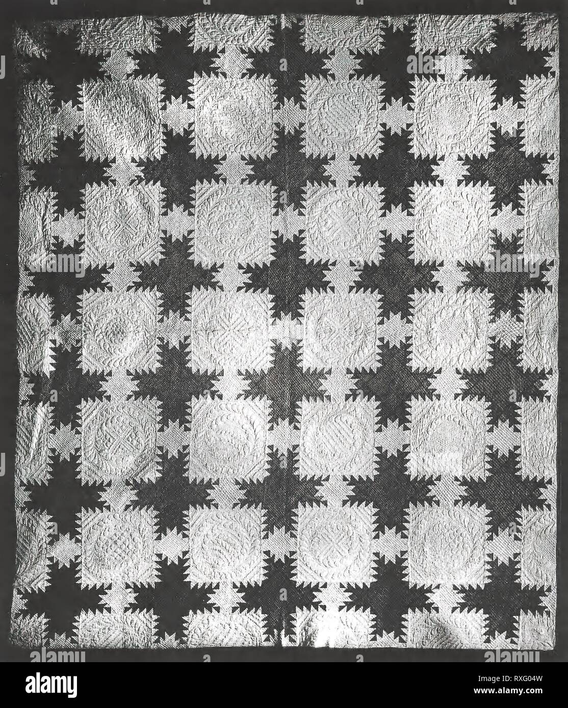 Copriletto (Feather-Edged Star Quilt). Nancy Margaret (née Crow) Mooney (American, 1850-1925); Stati Uniti, in Pennsylvania o West Virginia. Data: 1880. Dimensioni: 212.1 x 181,6 cm (83 1/2 x 71 1/2 in.). Origine: Pennsylvania. Museo: Chicago Art Institute. Foto Stock