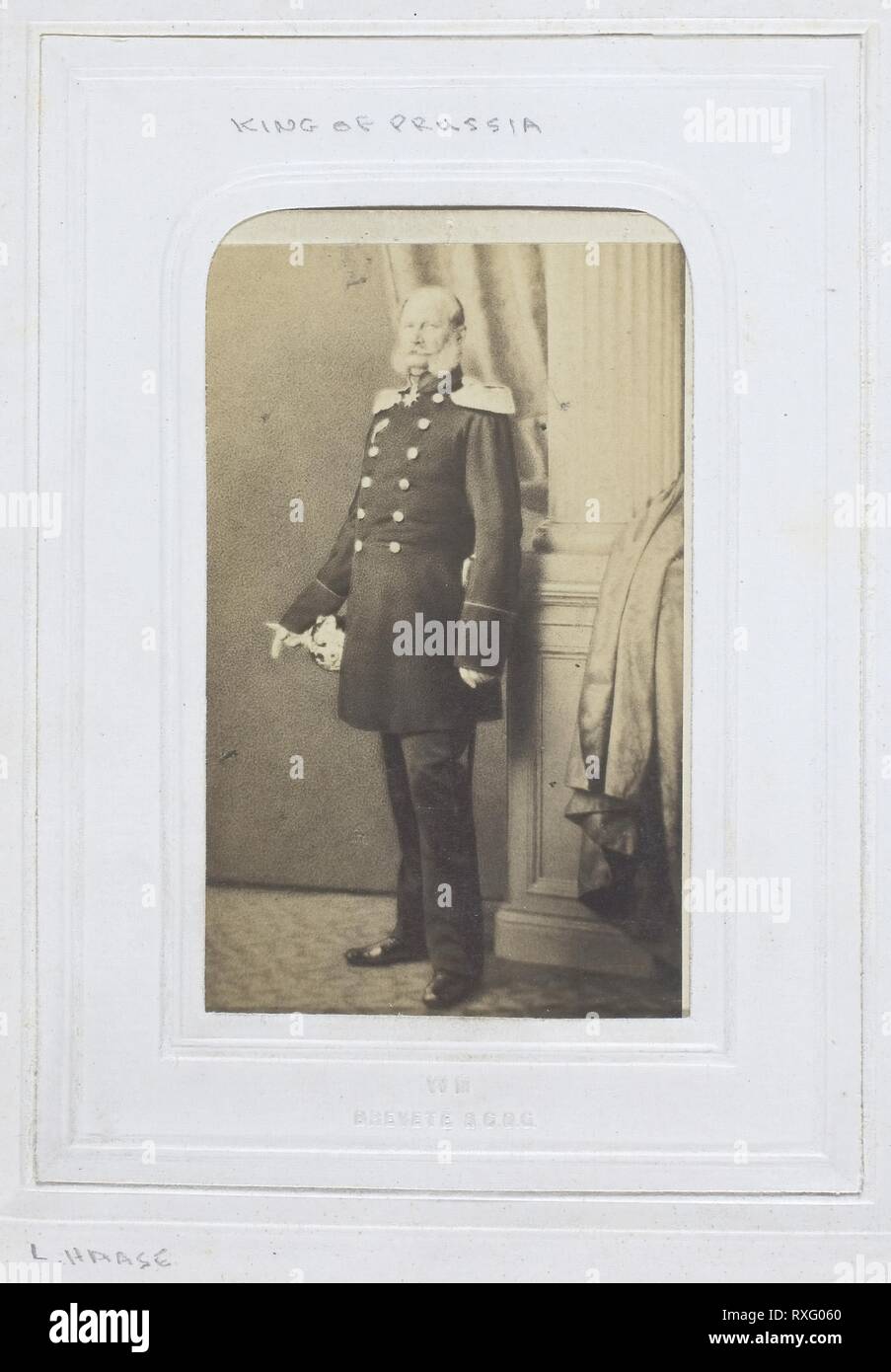 S.a.r. il principe di Prussia, Prince-Regent. L. HAASE &AMP; Società; Tedesco, active 1850s-1890s. Data: 1860-1869. Dimensioni 8 × 5,1 cm (immagine/carta); 9,8 × 5,8 cm (mount). Albume stampa. Origine: Germania. Museo: Chicago Art Institute. Foto Stock