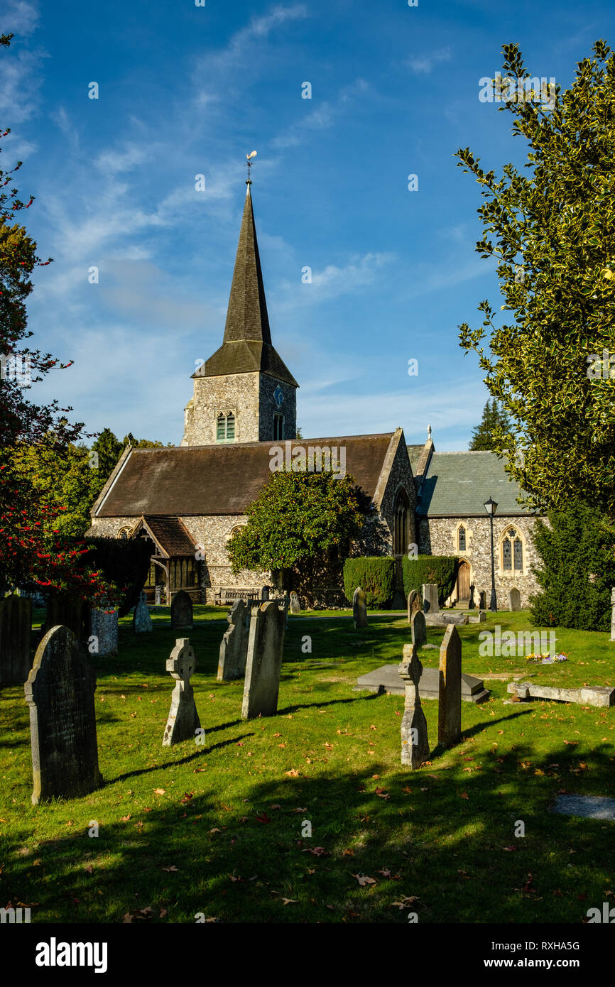 La Chiesa di San Nicola, Chiesa fila, Chislehurst, Kent Foto Stock