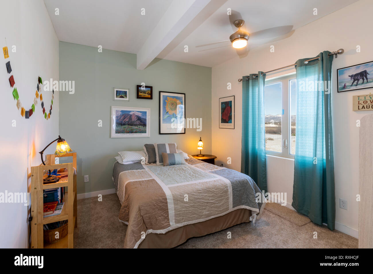 Vista interna della camera da letto townhouse; Poncha molle; Colorado; USA Foto Stock