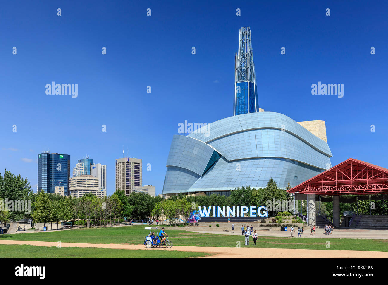 Museo canadese per i Diritti Umani a forche in downtown Winnipeg, Manitoba, Canada. Foto Stock