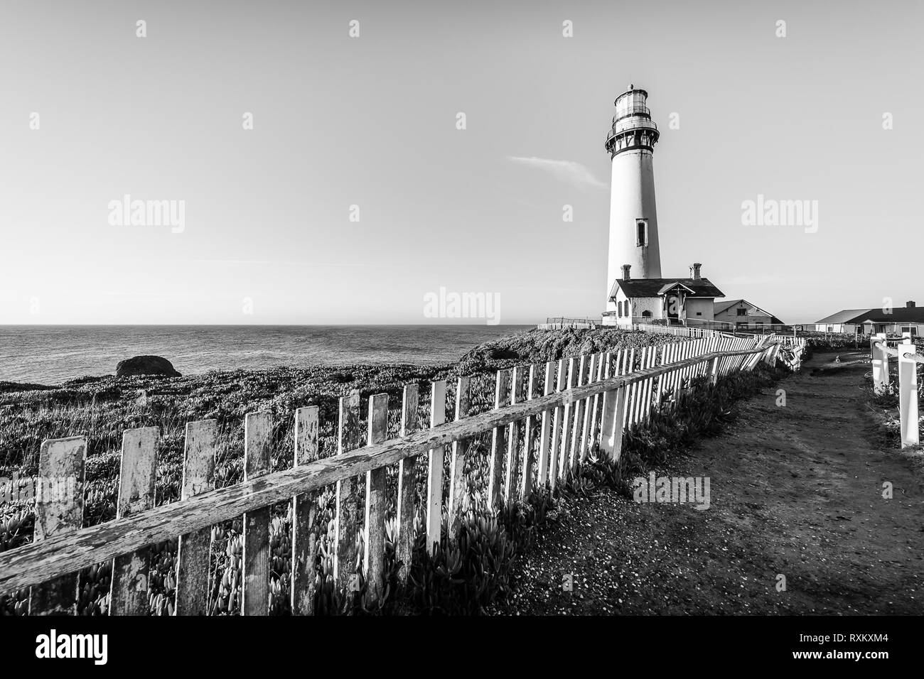 La Pigeon Point Lighthouse all'alba Foto Stock