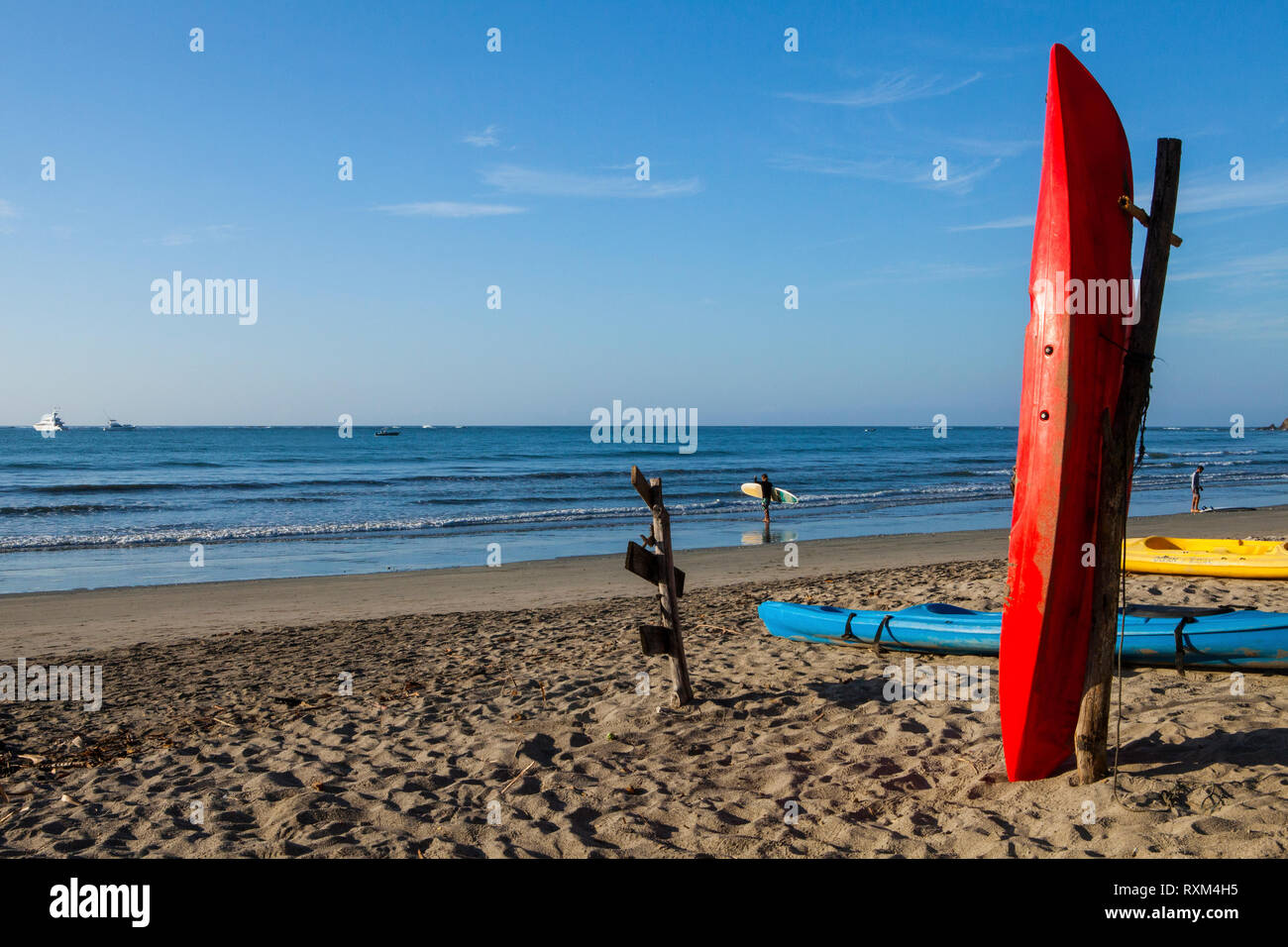 Samara,Guanacaste / Costa Rica-January 25, 2019: spiaggia di Samara. Spiaggia preferita in Costa Rica della costa del Pacifico. Foto Stock