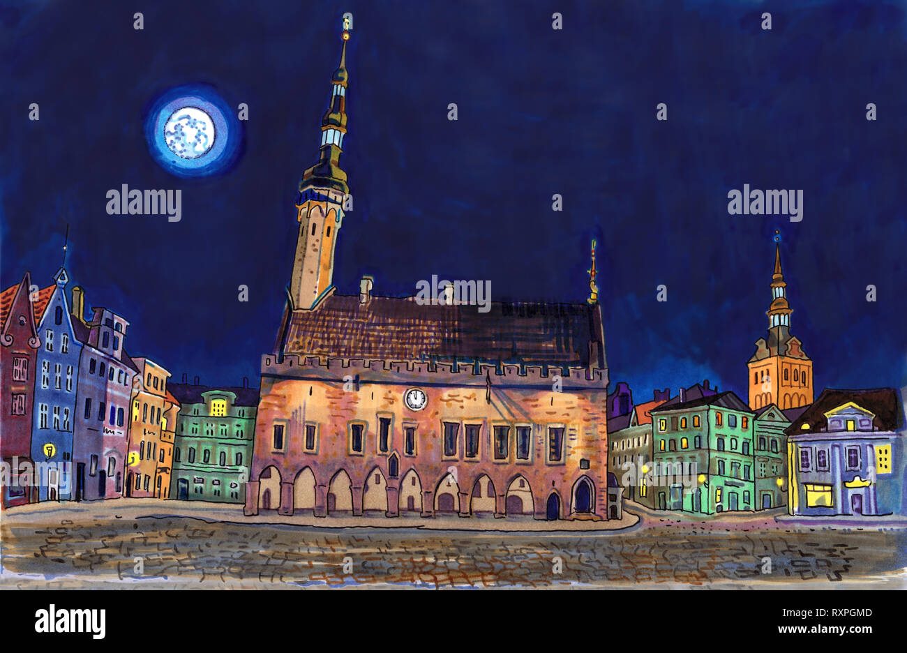 Town Hall Square nella Città Vecchia di Tallinn a notte. Architettura storica, San Nicola o Niguliste chiesa, luci della città, la luna piena. Paesi baltici Foto Stock