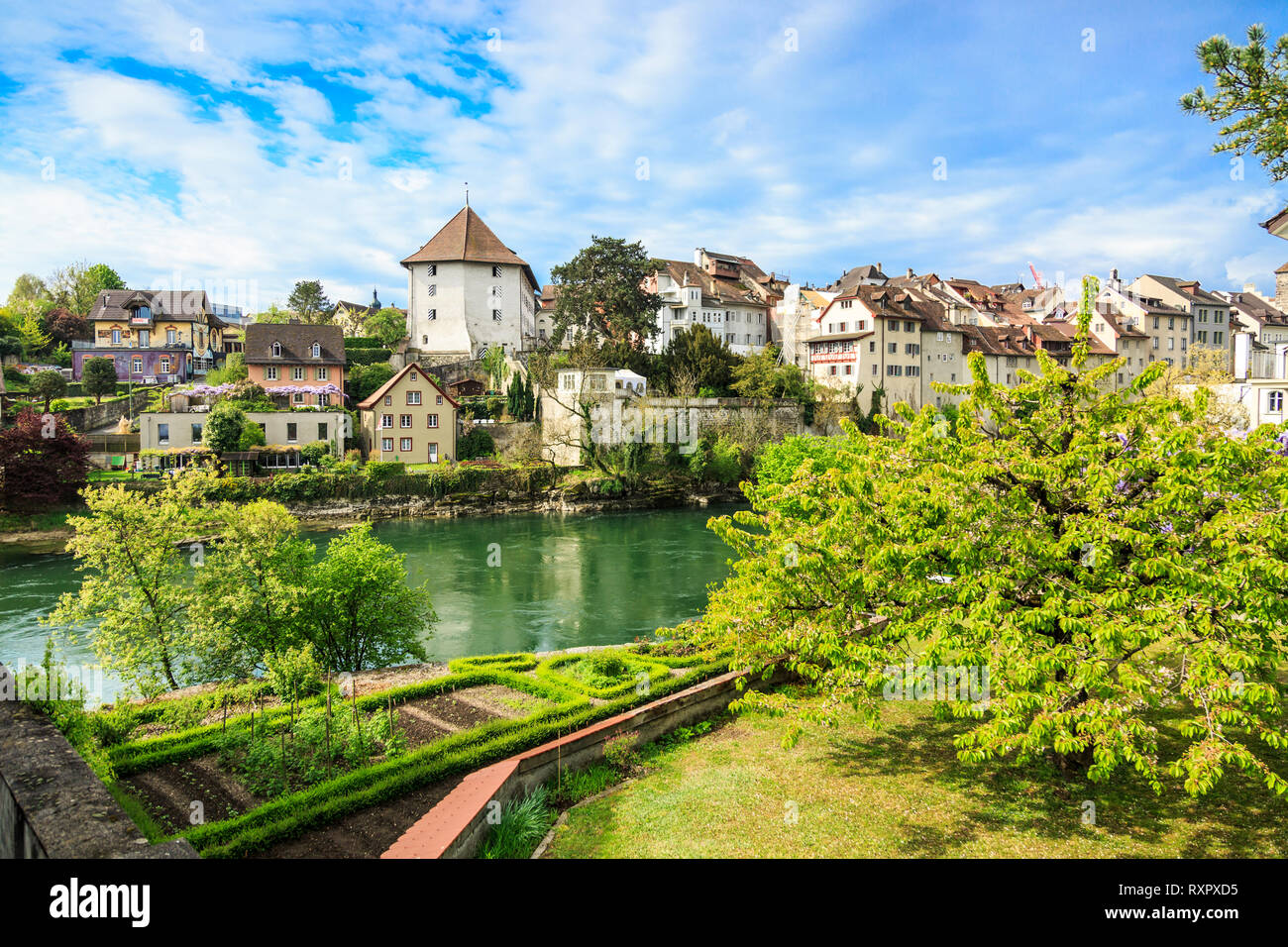 La Città Vecchia e il fiume Aare nella città di Brugg, Canton Argovia, Svizzera Foto Stock