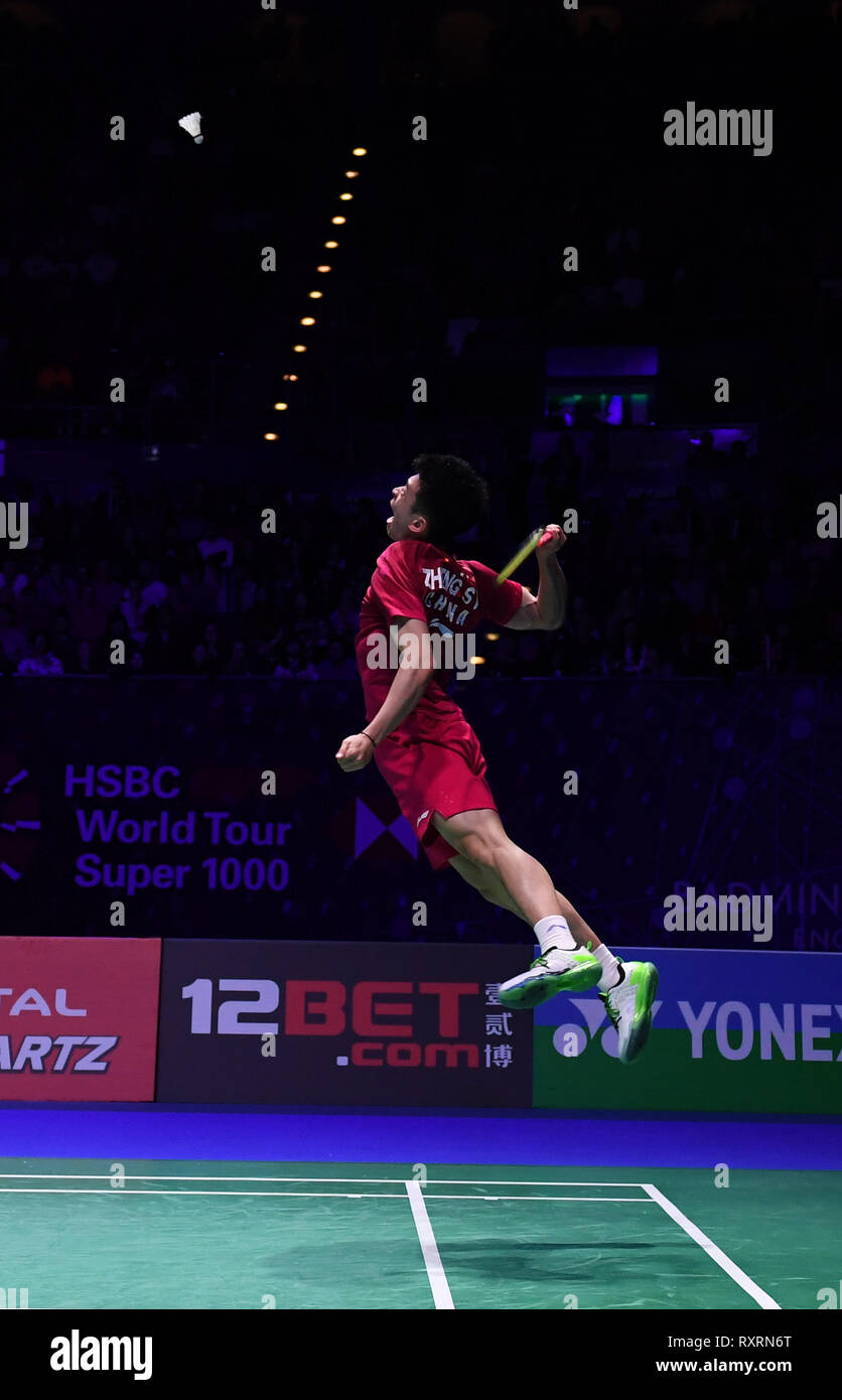 Arena Birmingham, Birmingham, Regno Unito. Decimo Mar, 2019. Overgrip Yonex tutti Inghilterra aprire Badminton campionati, giorno 5; doppio misto finale, ZHENG Siwei e HUANG Yaqiong della Cina rispetto a Yuta Watanabe e Arisa HIGASHINO del Giappone, ZHENG Siwei della Cina è una vergogna per il credito navetta: Azione Plus sport/Alamy Live News Foto Stock