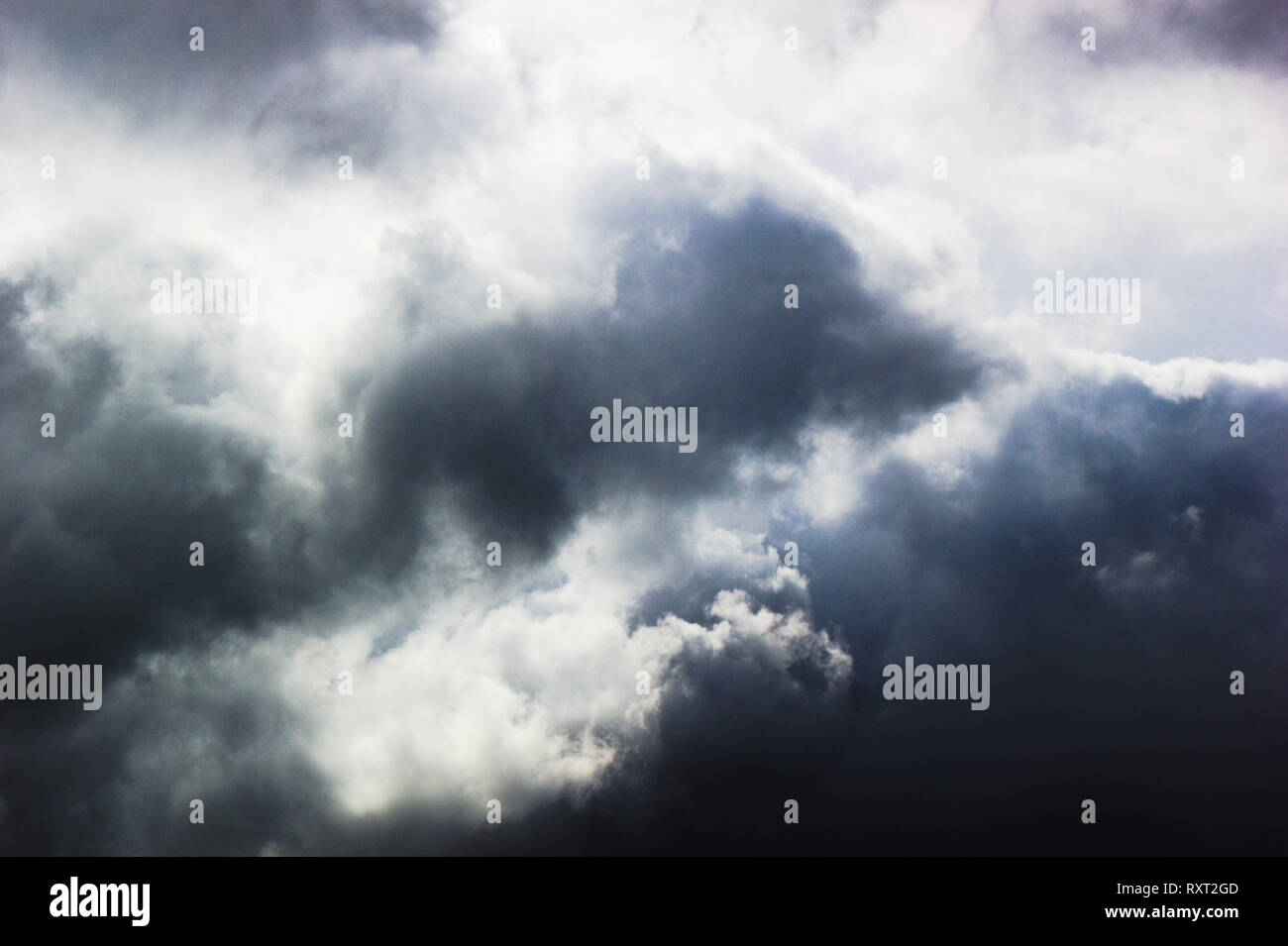 Puffy grandi nuvole Foto Stock