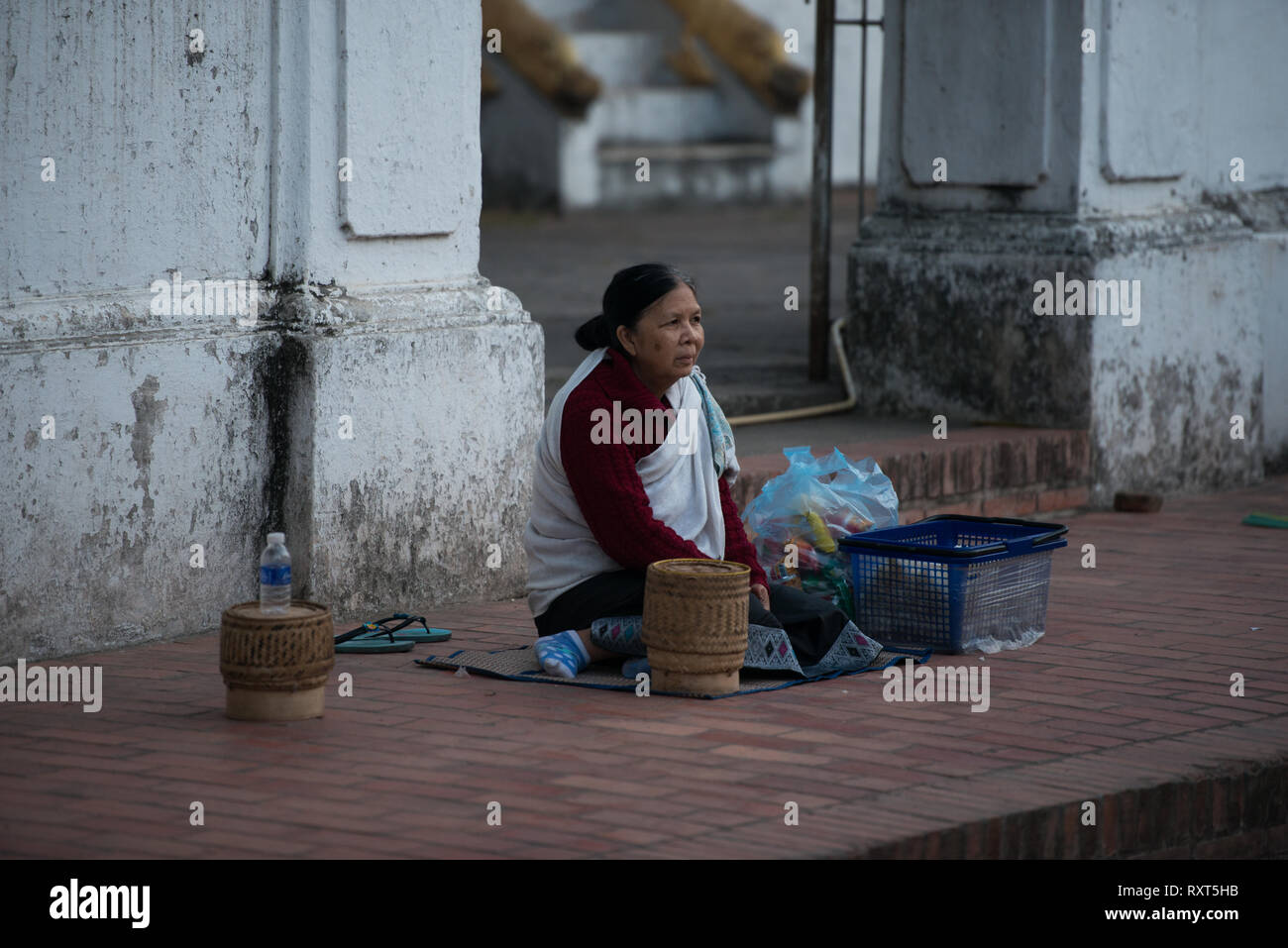 Luang Prabang - daily alms cerimonia di consegna Foto Stock