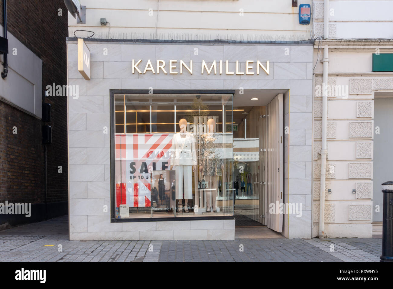 Il ramo di Windsor di Karen Millen negozio di abbigliamento su Peascod Street, Windsor Foto Stock