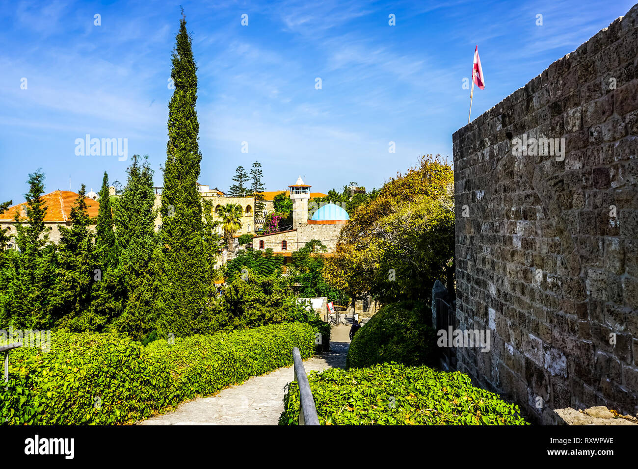 Byblos crociati Cittadella Dintorni cortile ingresso Scale visualizza Foto Stock