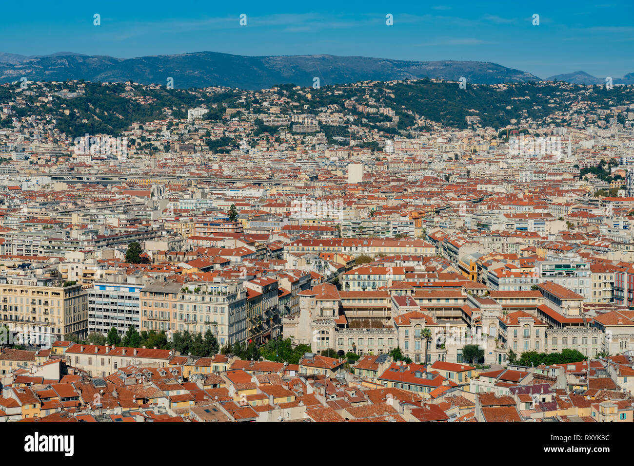Vista aerea del bel centro cittadino cityscape da Castle Hill in Francia Foto Stock