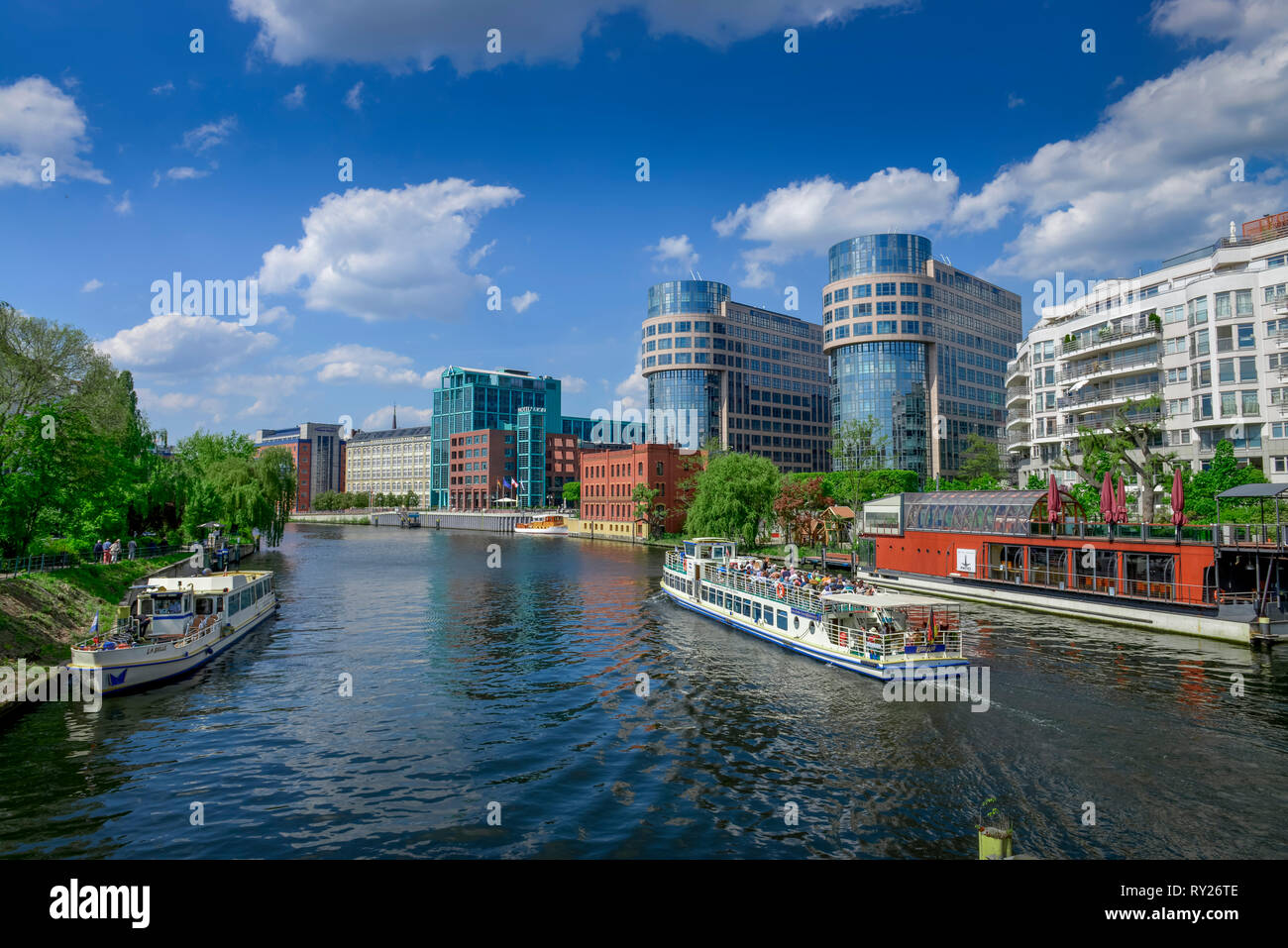 Spree, Meierei Bolle, Spreebogen, Alt-Moabit, Moabit di Berlino, Deutschland Foto Stock