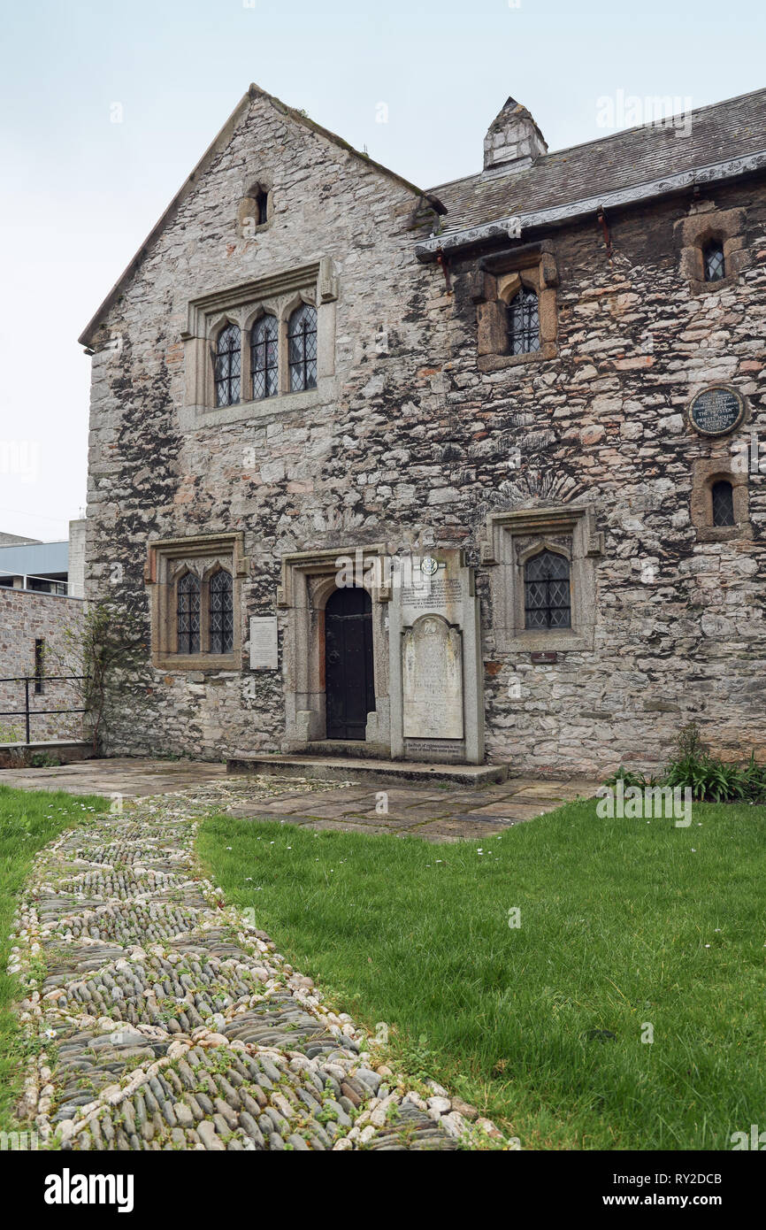 Casa Prysten, Plymouth   adiacente a Sant'Andrea Chiesa Foto Stock