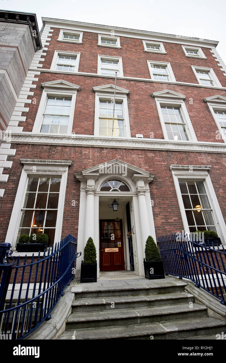 Accademia House La casa della Royal Irish Academy Dawson Street a Dublino Repubblica di Irlanda Europa Foto Stock