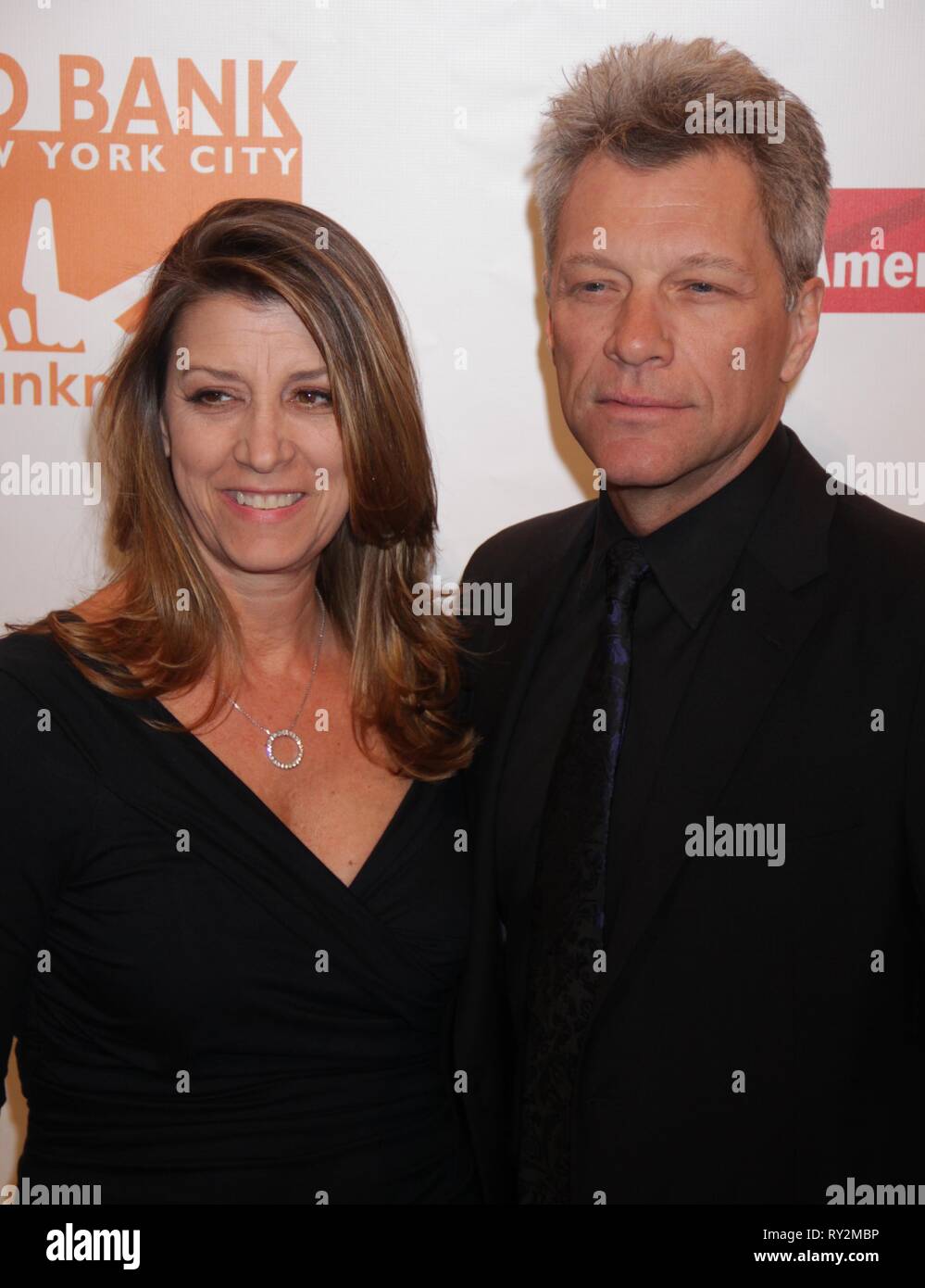 JON Bon Jovi, e moglie Dorothea HURLY 2015 foto da John Barrett/il PHOTOlink Foto Stock