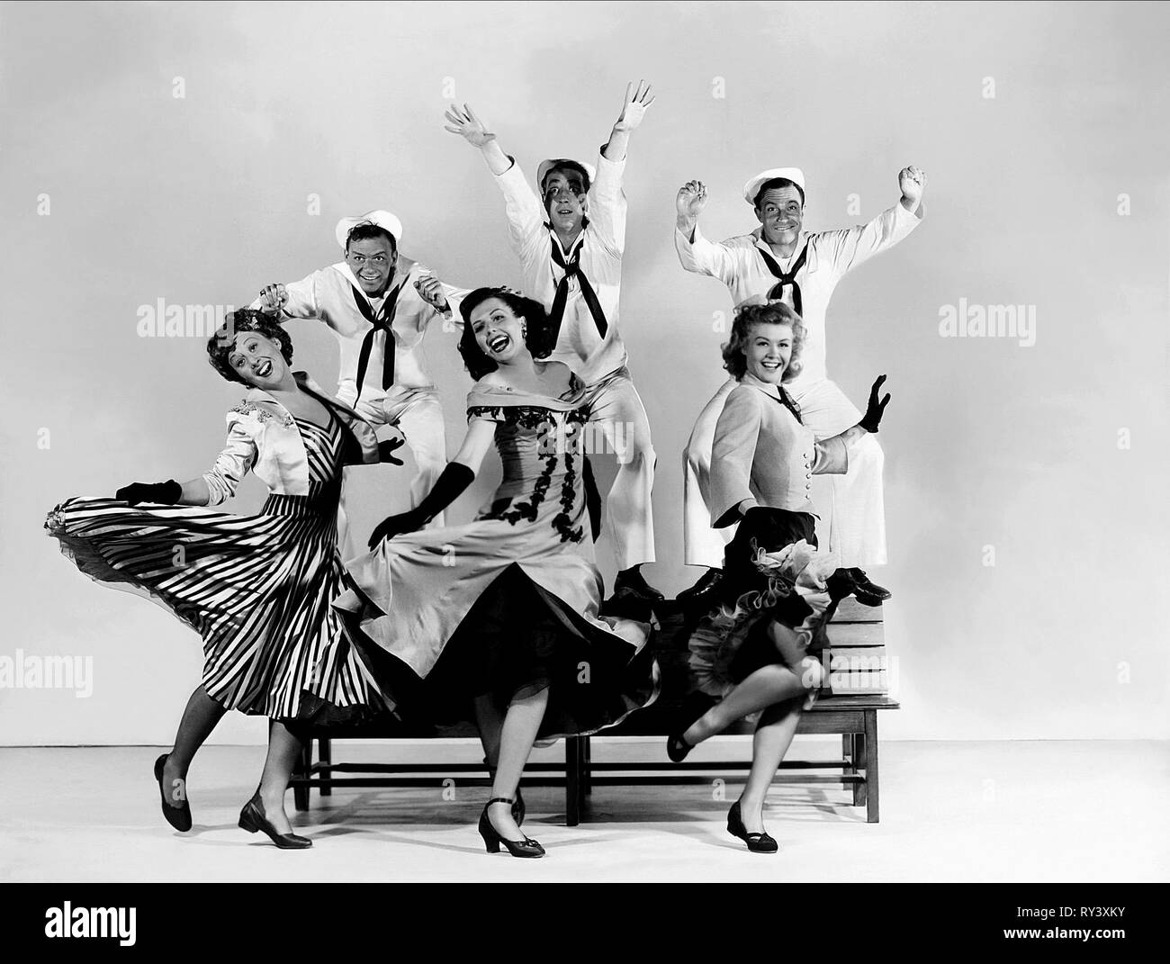 GARRETT,SINATRA,MILLER,KELLY,MUNSHIN,VERA-Ellen, sulla città, 1949 Foto Stock