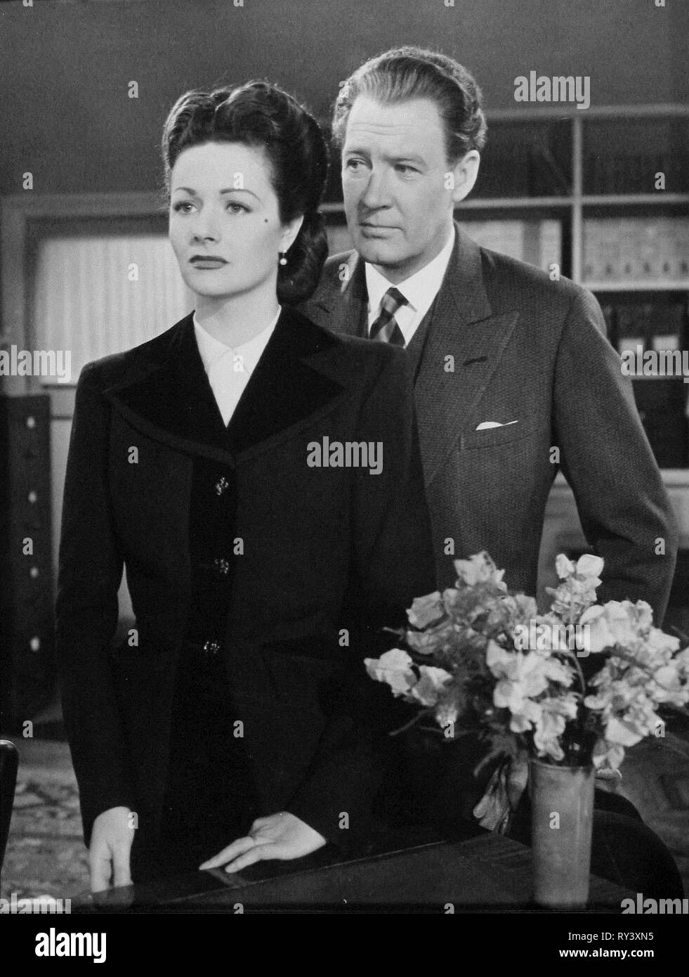 LOCKWOOD,REDGRAVE, le stelle guardare in basso, 1940 Foto Stock