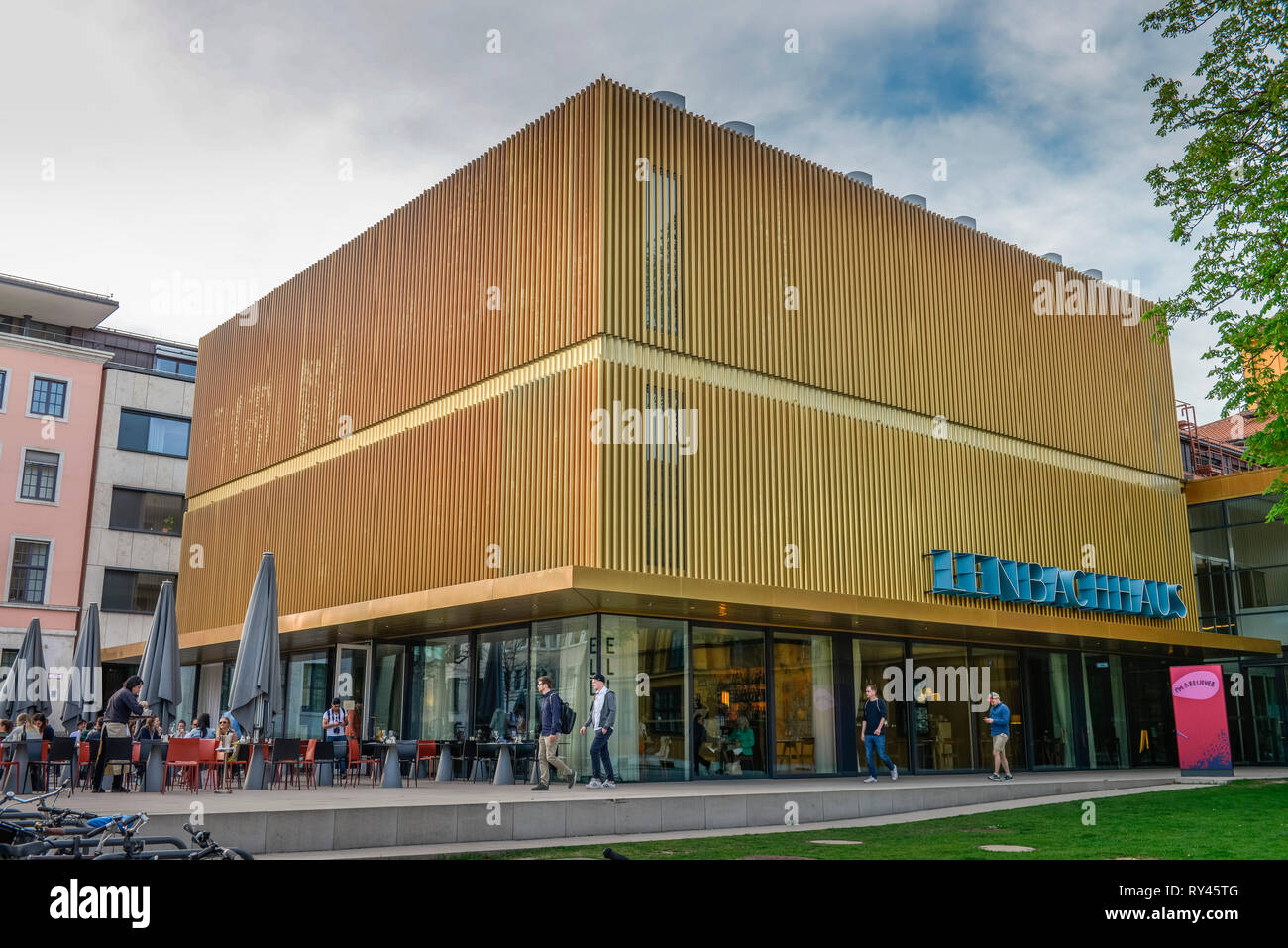 Staedtische Galerie im Lenbachhaus, Luisenstrasse, Monaco di Baviera, Deutschland, Städtische Galerie Foto Stock