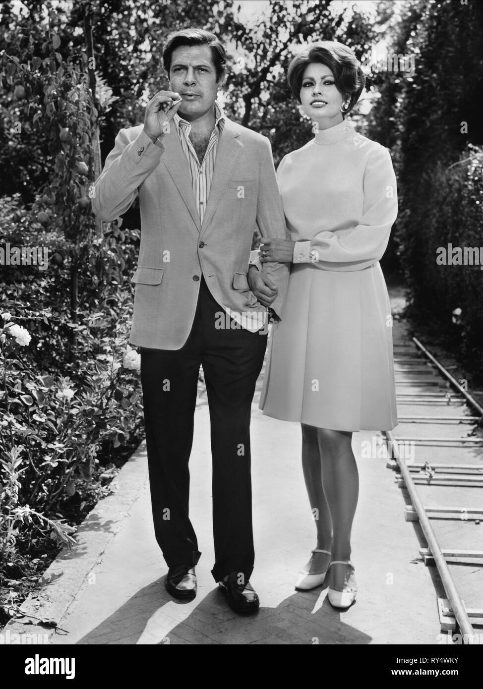 MASTROIANNI,LOREN, CON AMORE SOPHIA, 1967 Foto Stock