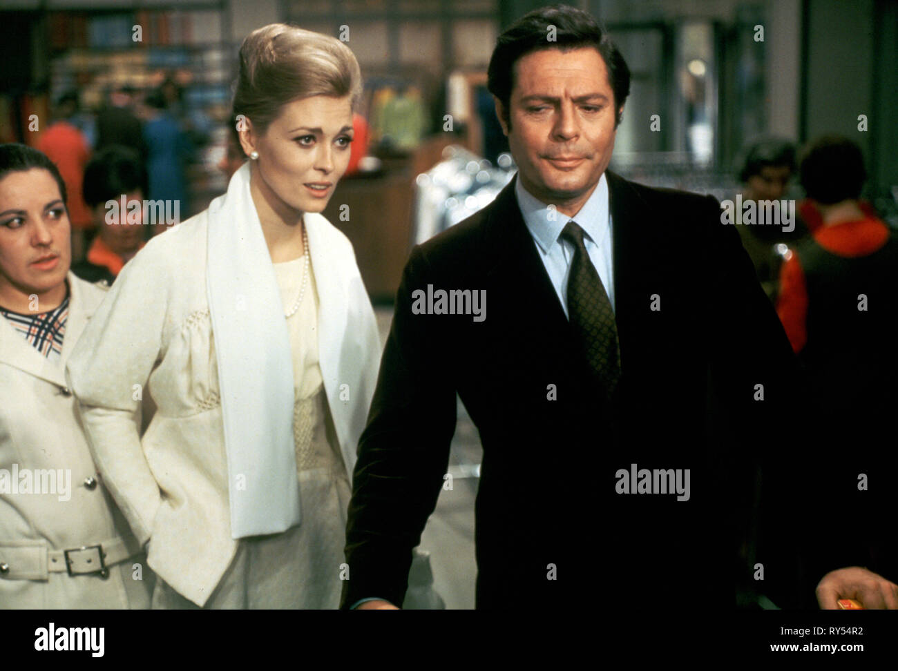 MASTROIANNI,DUNAWAY, un luogo per gli amanti, 1968 Foto Stock