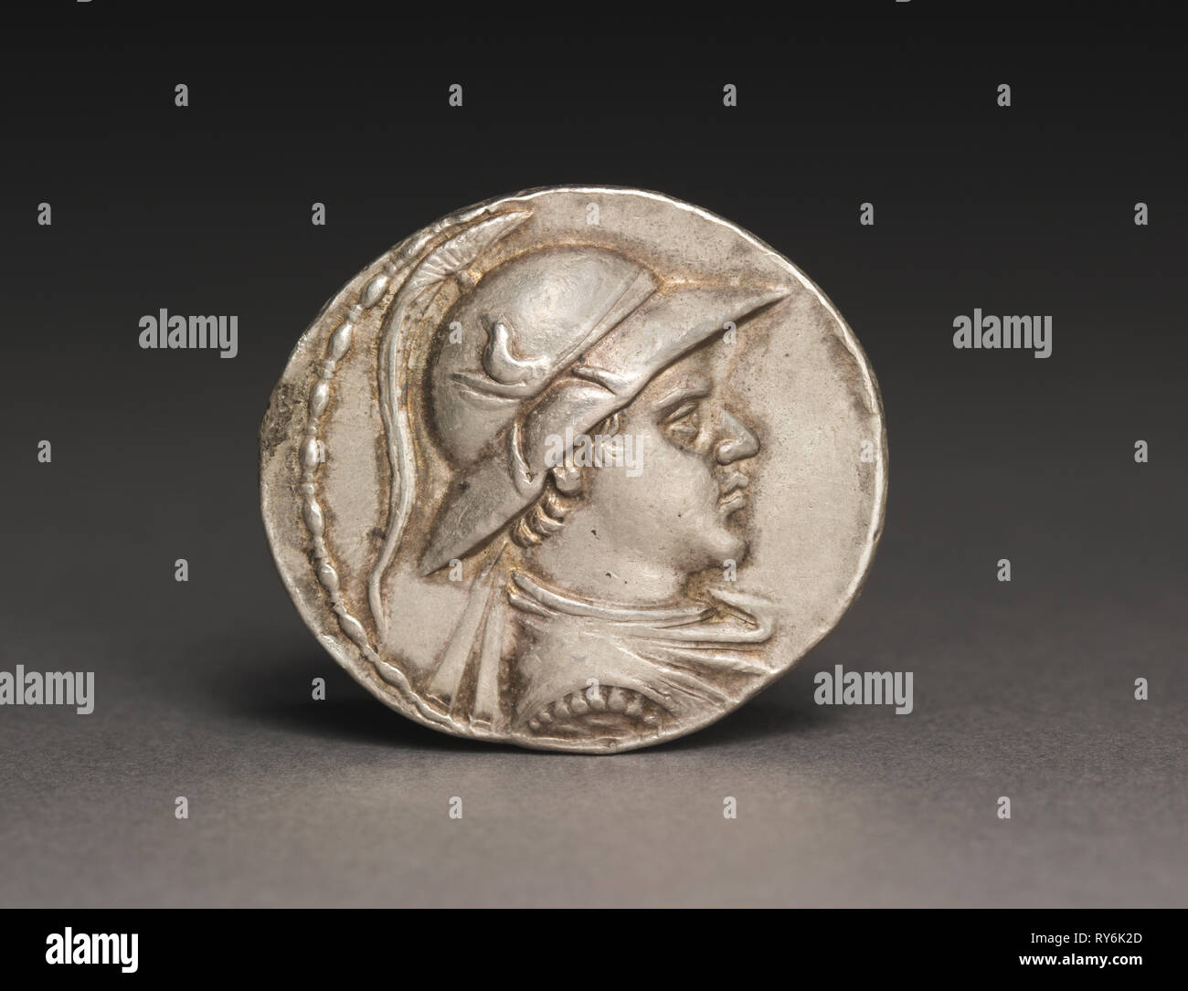 Moneta di Eukratides I, 170-145 A.C. Afghanistan, Bactria, Bactrian periodo (3rd-2nd secolo BC), Eukratides I. Argento; diametro: 3,4 cm (1 5/16 in Foto Stock