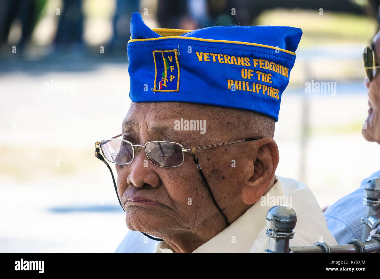 WWII veterano closeup a 74Bataan Giorno Anniversario - Capas Santuario, Tarlac, Filippine Foto Stock