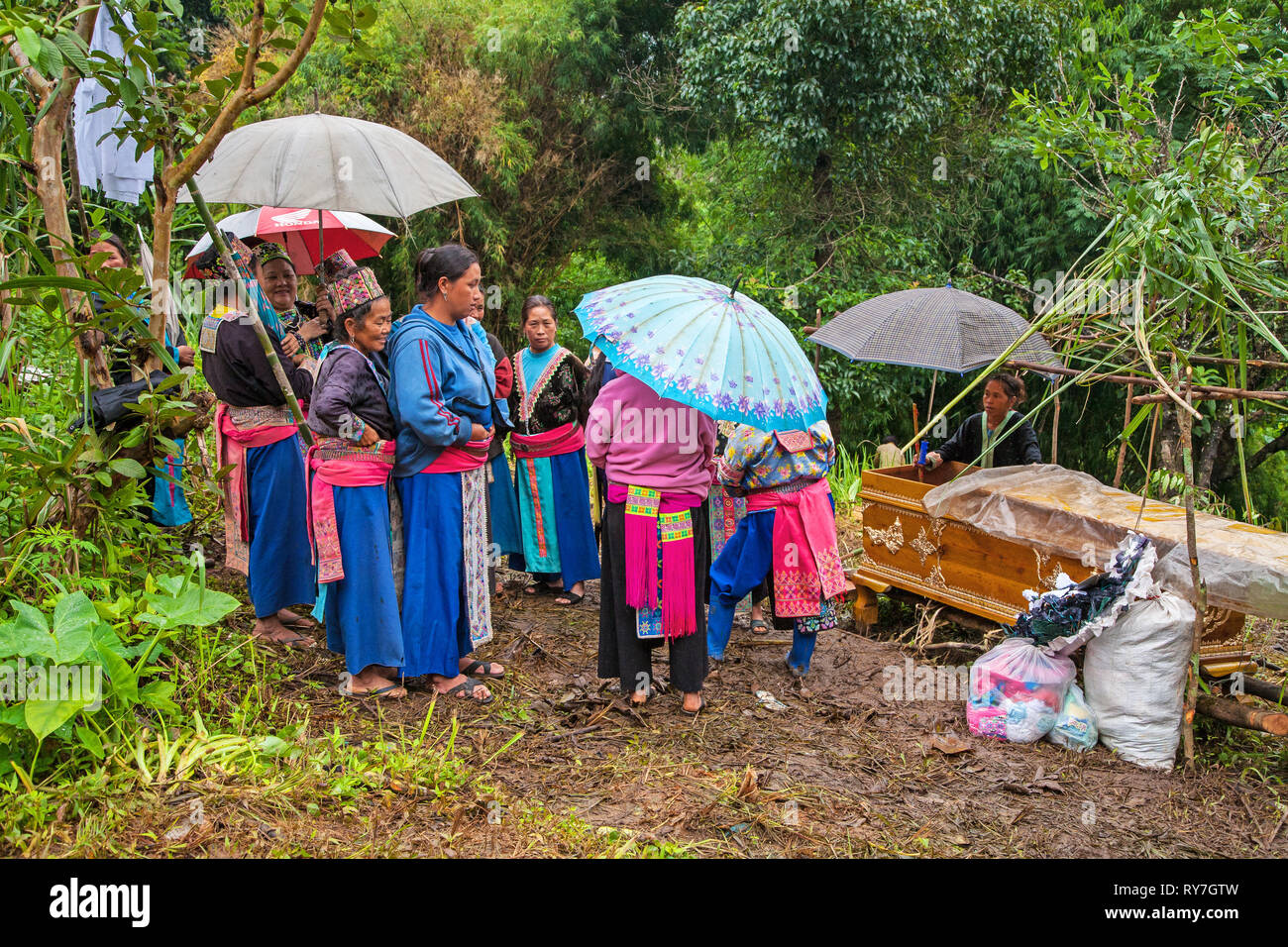 H'MONGS funerale, Chiang Mai Provincia, Thailandia. H'MONGS è tribù della collina del gruppo ed è talvolta indicata come Meo. Foto Stock