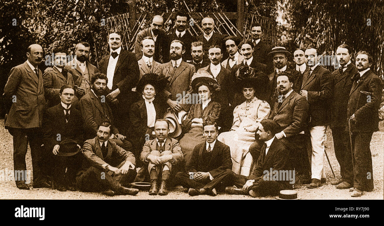 In Italia i partecipanti in un congresso socialista nel 1908 Foto Stock