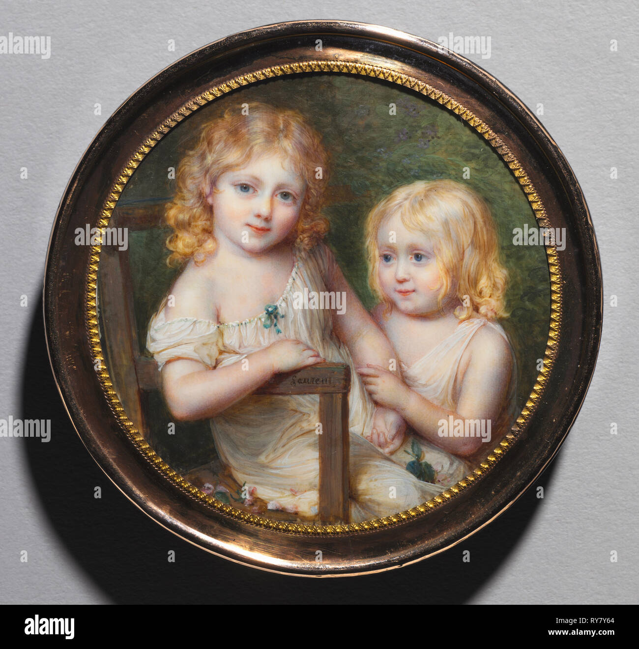 Ritratto dell'artista i bambini Emma e Paolo, c. 1795. Jean-Antoine Laurent (Francese, 1763-1832). Acquerello su avorio e oro mount, impostare nel coperchio di una composizione bomboniera; diametro: 6,3 cm (2 1/2 in.); diametro del telaio: 8 cm (3 1/8 in Foto Stock