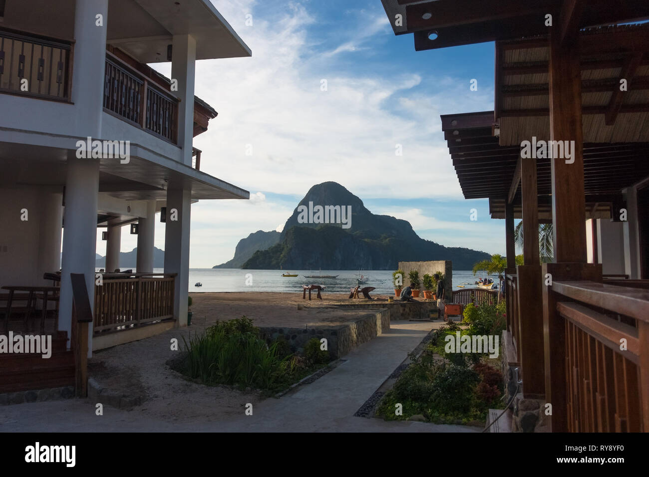 Il Nido Beach Resort e Cadlao Island view - El Nido Palawan - Filippine Foto Stock