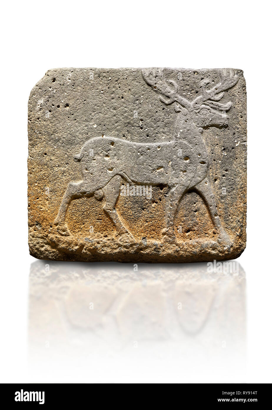 Hittita Rilievo monumentale scolpita in pietra orthostat pannello dal gate di acqua di basalto, Karkamıs, (Kargamıs), Karkemish (Karkemish). 900-700 BC . Feste di addio al celibato. Anat Foto Stock