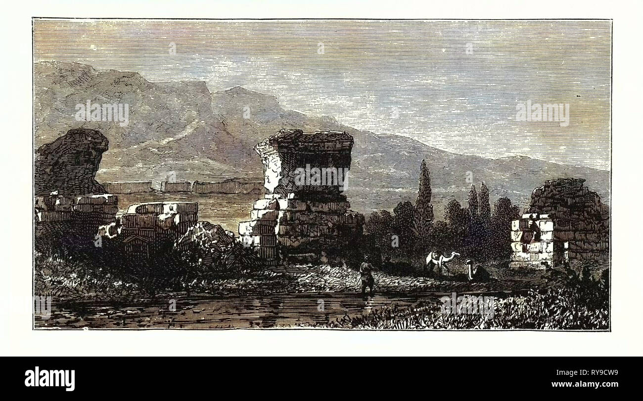 Le rovine di sardi. Sardi o Sardes (Lydian: Sfard, Sardeis) era una antica città in corrispondenza della posizione della moderna Sart (Sartmahmut prima del 19 ottobre 2005) in Turchia della provincia di Manisa. Sardi era la capitale dell'antico regno di Lidia Foto Stock