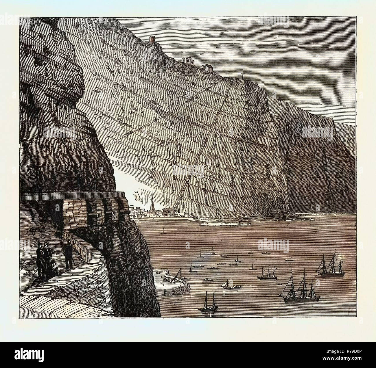 Vista di ST. HELENA (Jamestown e la scala di 600 gradini scala HILL, DA MUNDEN la batteria). Saint Helena, chiamato dopo Saint Helena di Costantinopoli, è un'isola di origine vulcanica nel sud dell'Oceano Atlantico Foto Stock