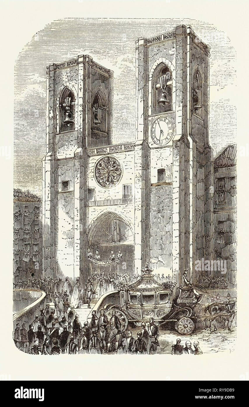 Inaugurazione del Regno di Don Pedro V come re di Portogallo: Accoglienza del re dal Patriarca nella cattedrale. 1,855. Incisione del 1855 Foto Stock