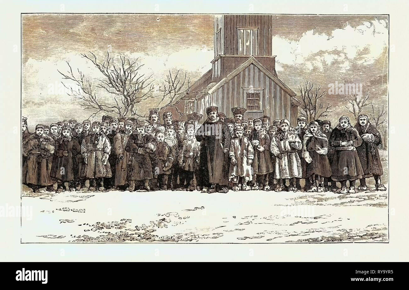 La Congregazione a Koutokaeino su una Domenica mattina la Lapponia Foto Stock