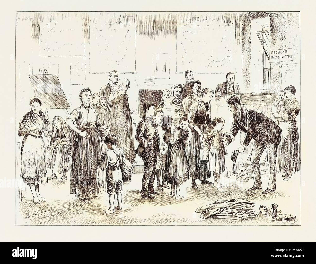 Abbigliamento bambini poveri in un occidente dell'Irlanda Schoolhouse Foto Stock